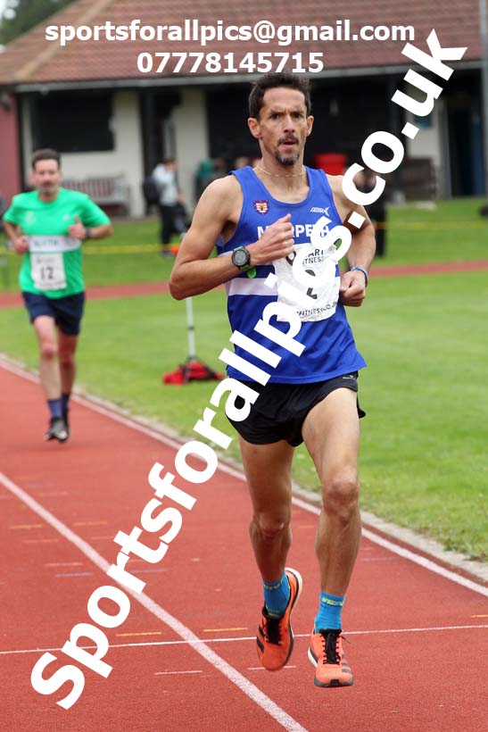 3000 metres, NECAA Open Meeting, Morpeth, Sunday, September 27th. David T. Hewitson/Sports for All Pics
